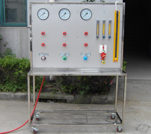 <b>家用液化石油气调压器实验装置</b>